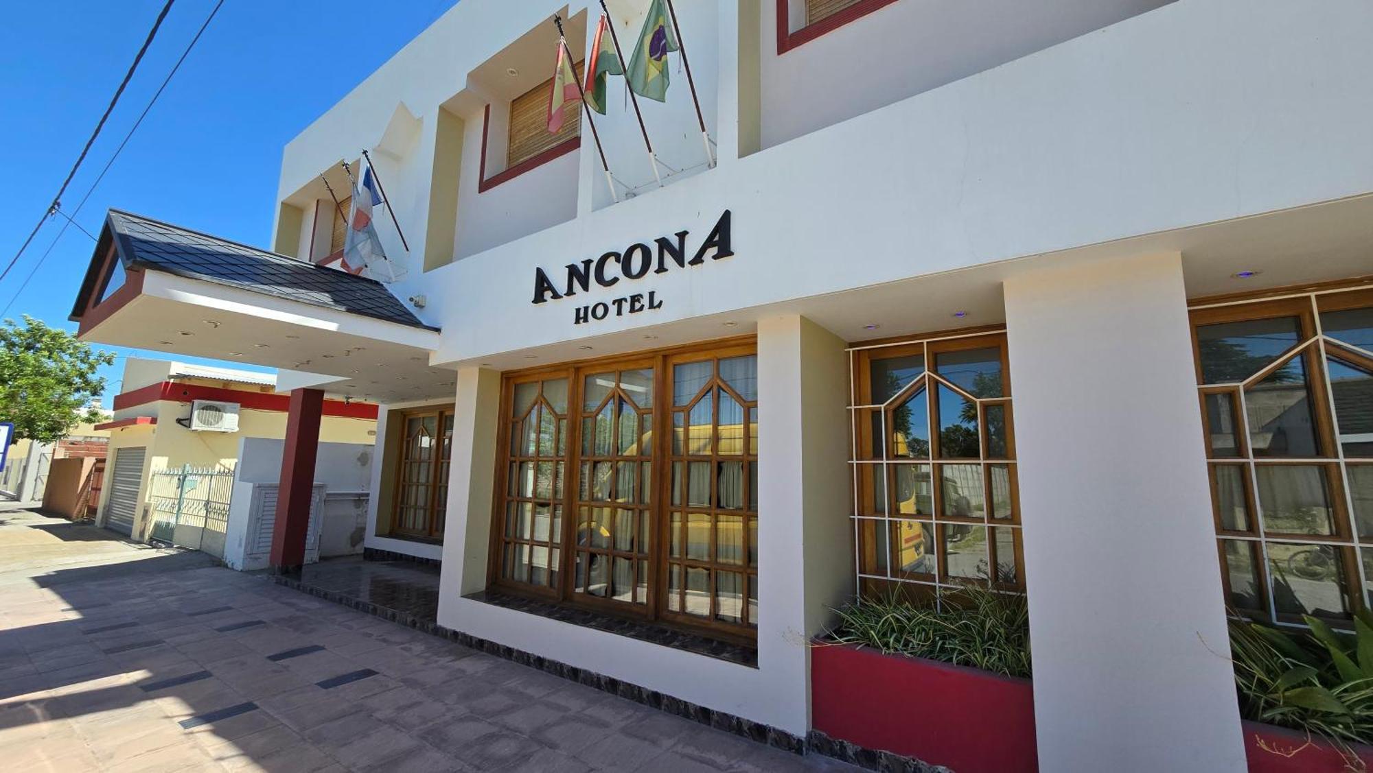 Hotel Ancona Rio Colorado Rn Eksteriør billede